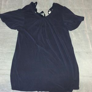 A Pea in the Pod maternity top